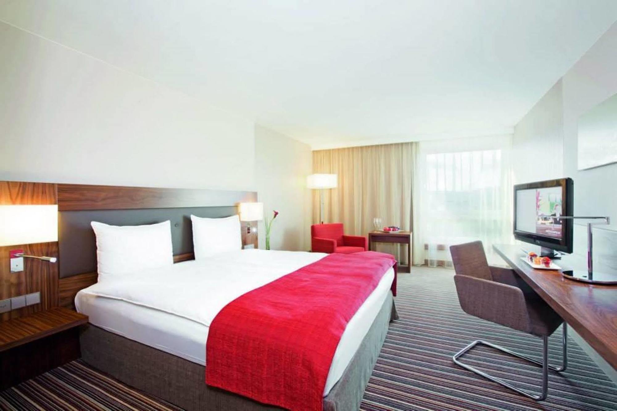 Moevenpick Hotel Zurich Airport Opfikon-Glattbrugg Camera foto
